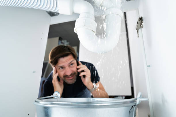 Best Emergency Plumber  in Oak Hill, FL